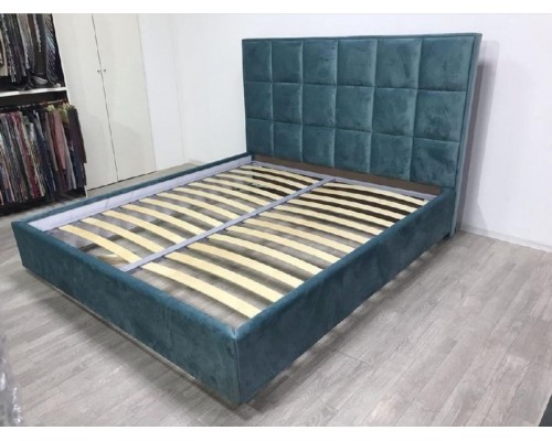 Pat  tapitat 2 persoane M-33